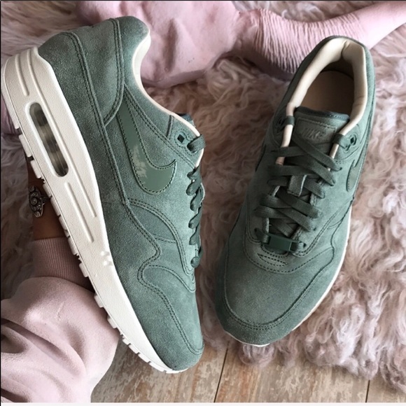 NWT Nike ID Air Max 1 Custom Premium - Picture 6 of 7